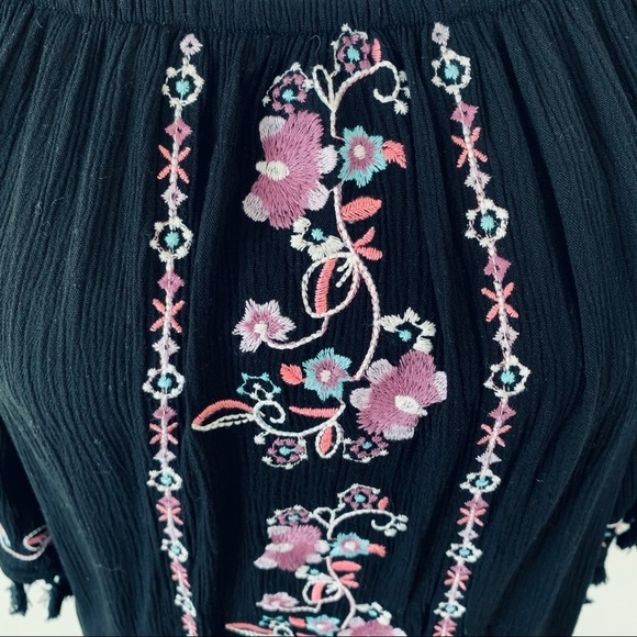 Love, Fire Black Embroidered Fringe Off The Shoulder Dress Size Small - Picture 5 of 10